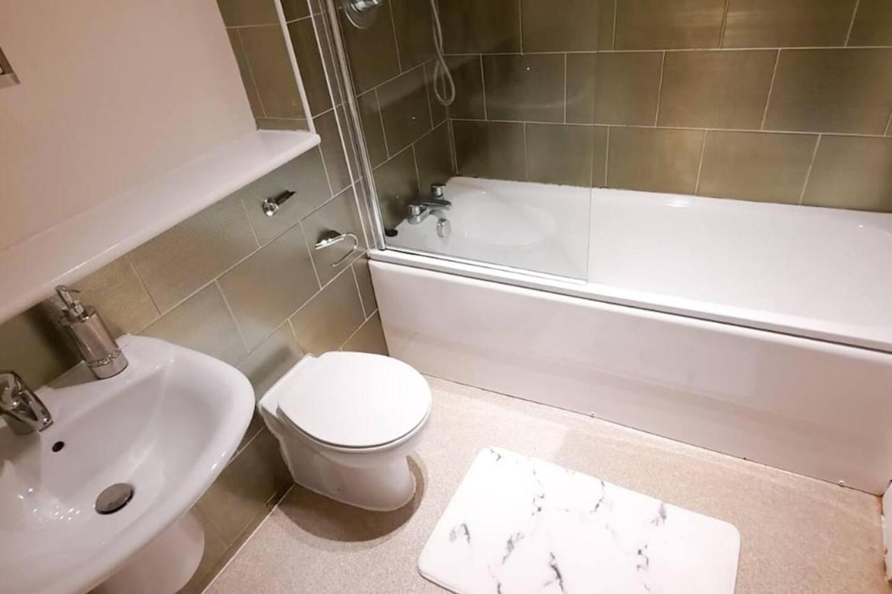 2-Bed Apartment Near City Centre Μάντσεστερ Εξωτερικό φωτογραφία