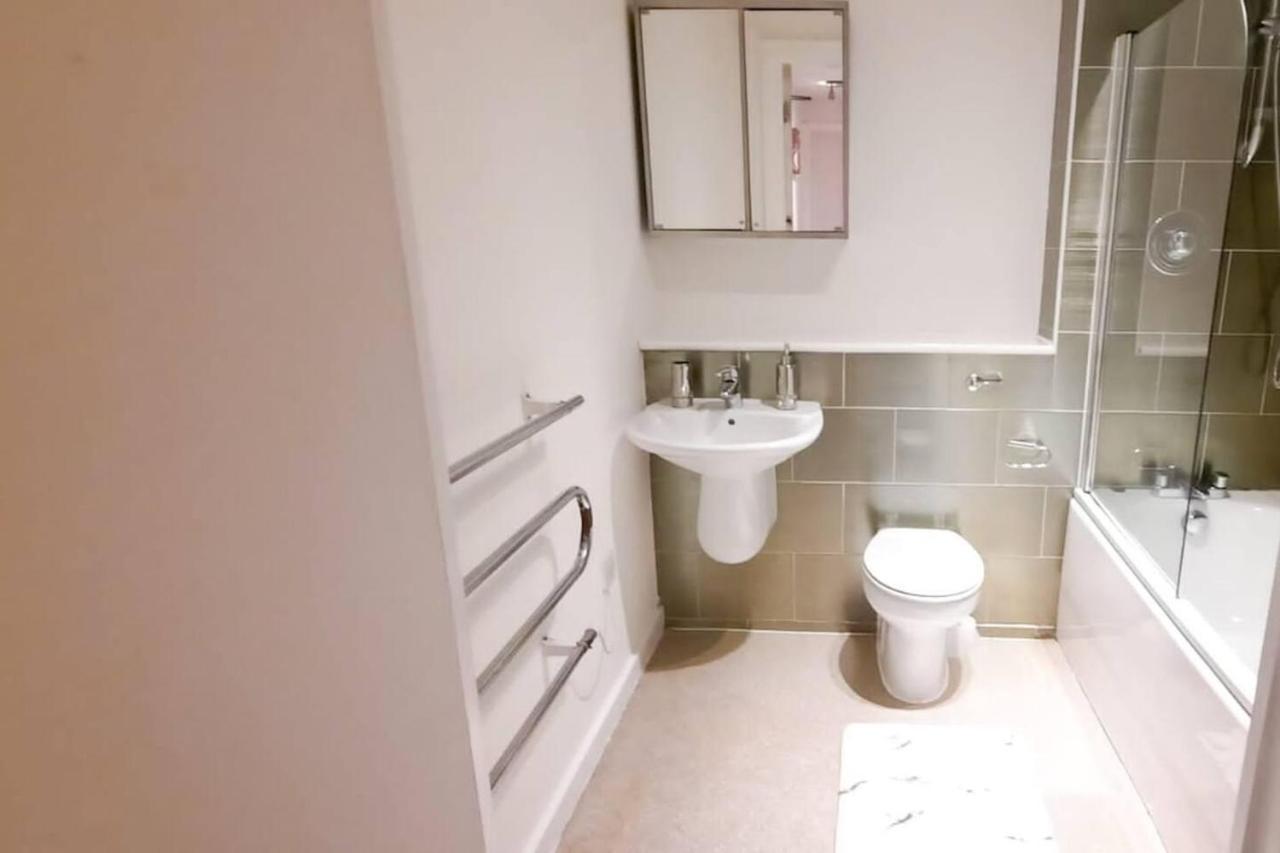 2-Bed Apartment Near City Centre Μάντσεστερ Εξωτερικό φωτογραφία